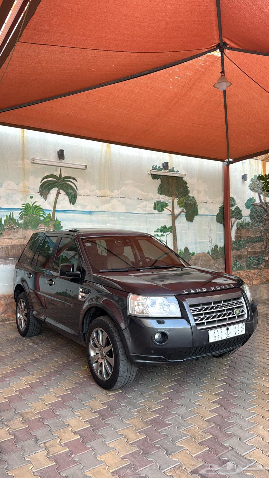 Range Rover 2010 with special plate64493218802307111