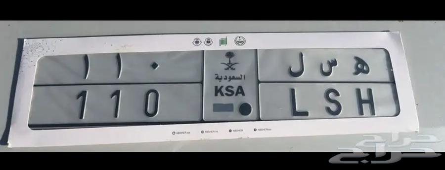 A distinctive triptych64516672408195110