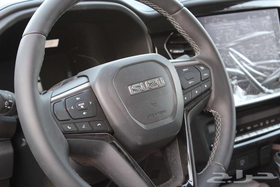 ايسوزو ام يو اكس فل كامل 2025 دبل كاش واقساط سعر14720064483598262913112