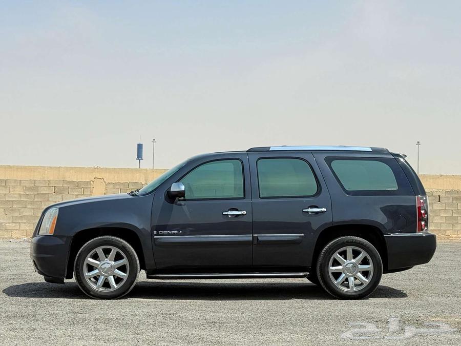 GMC Yukon 200864489142376705114