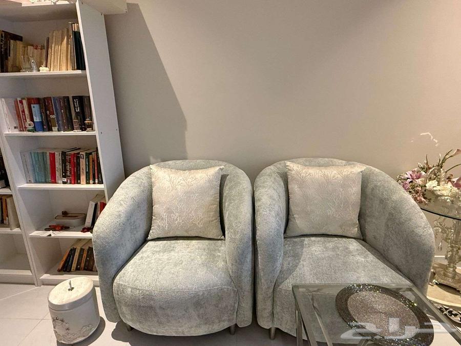 طقم كنب ناعم وشبه جديد للبيع ينبع64344525289217114