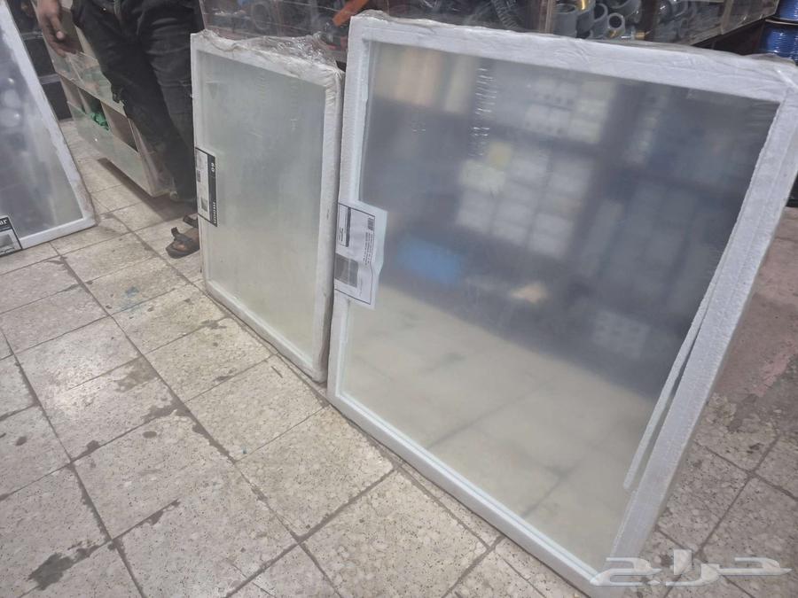 New multi-size mirrors 20, 10, and 1564347080592258110