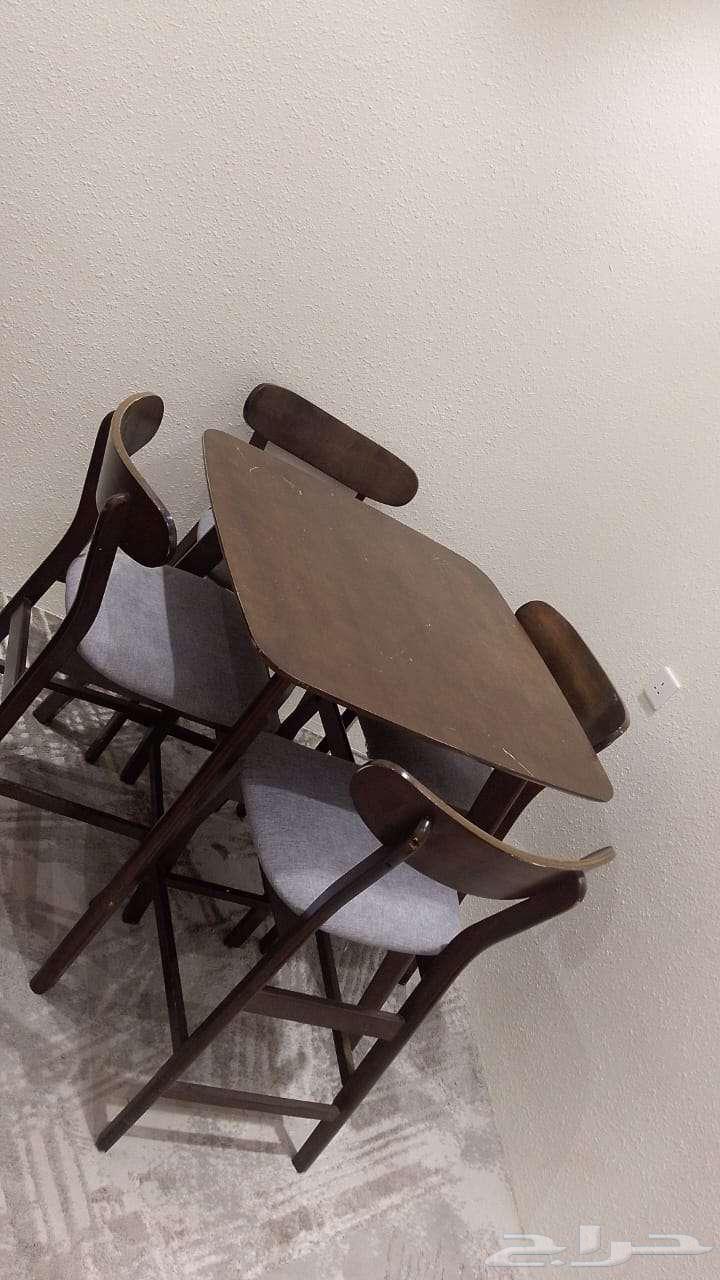 Dining table64356222963841110