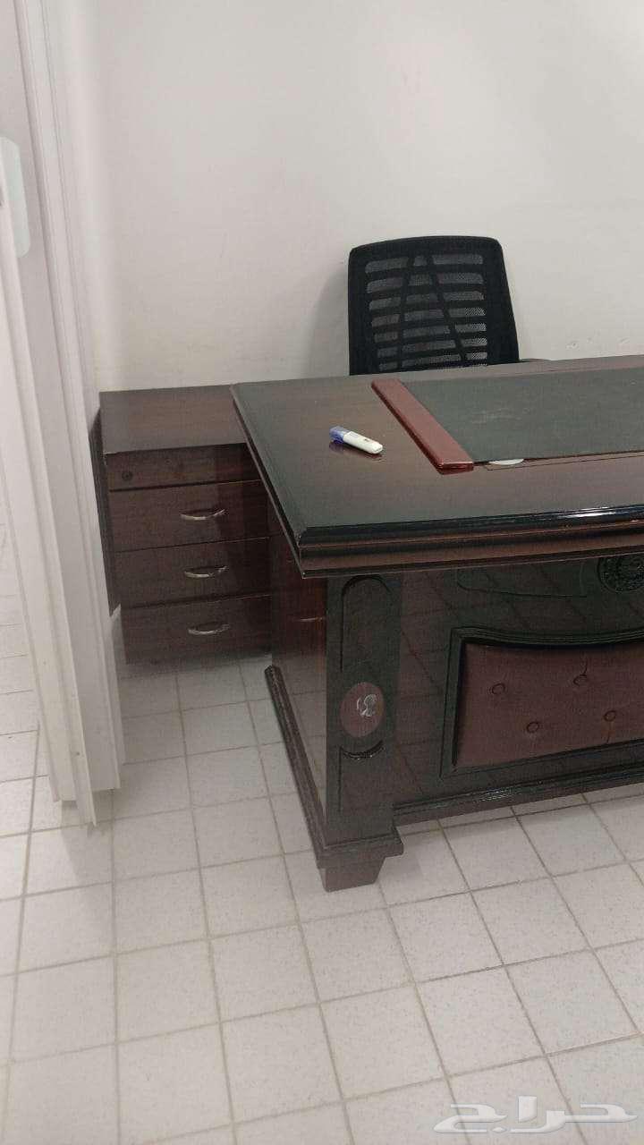 مكتب وكرسي للبيع64358957854595111