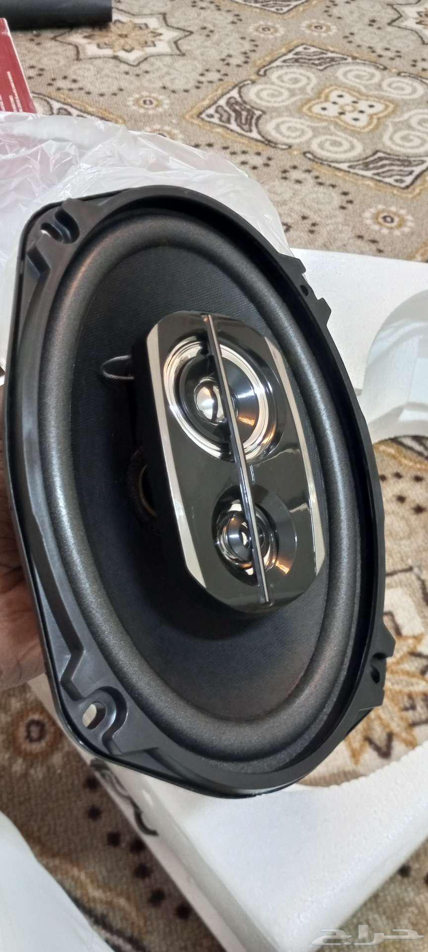 طقم سماعات سيارة 600W636191599900191121