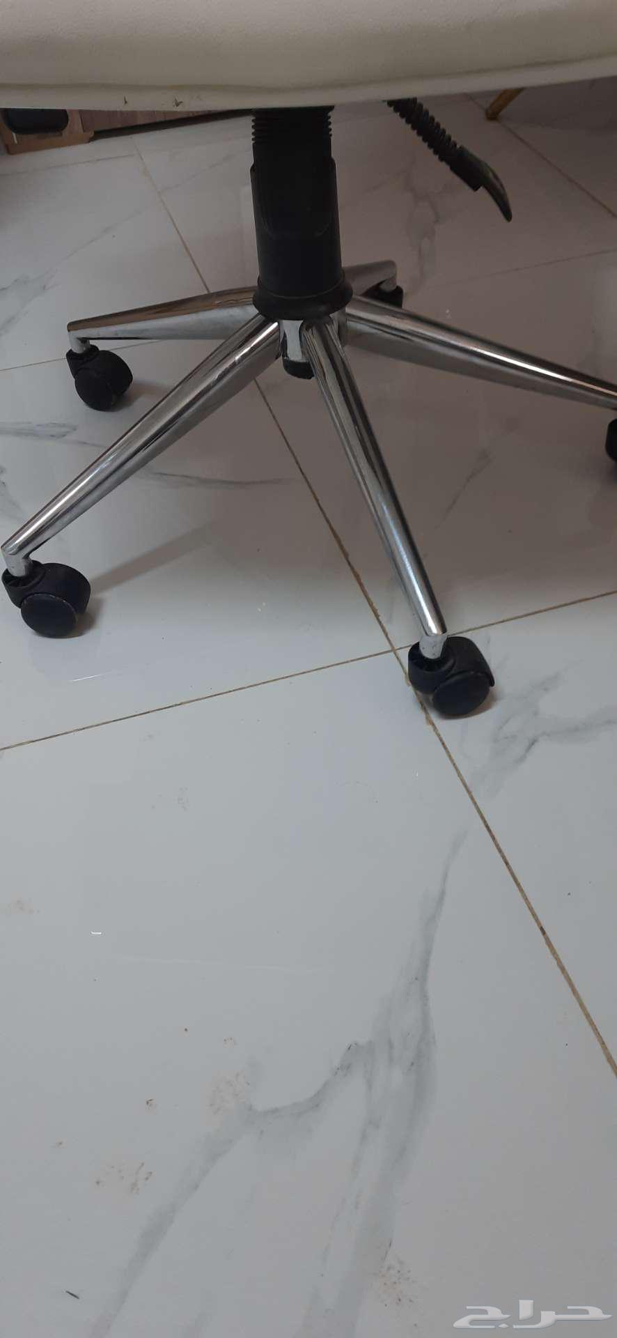 كرسي مكتبي للبيع64357247393027113