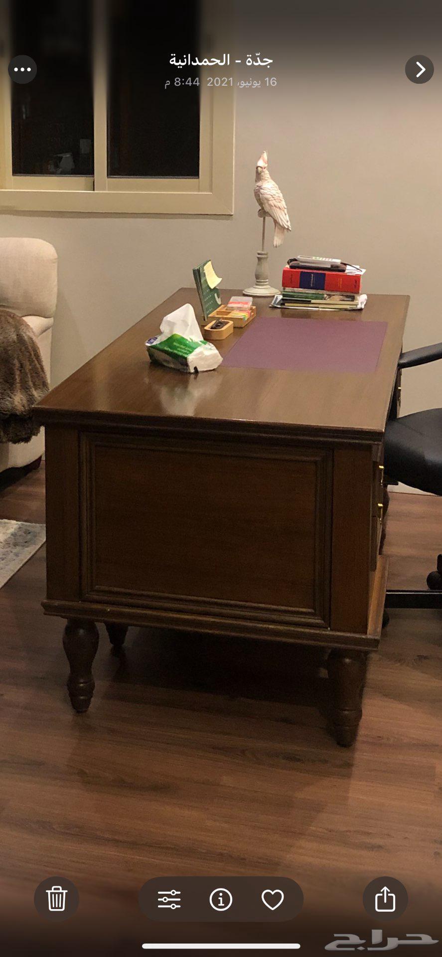 مكتب بني ب 300 ريال من ياتي اليوم لاستلامه64362211129602111