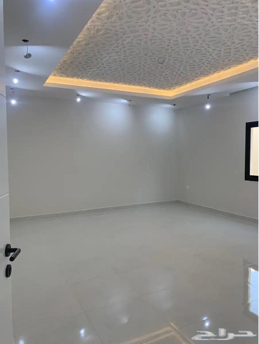 Two-story building with a new annex for sale in Al-Jisr neighborhood63613613457027114