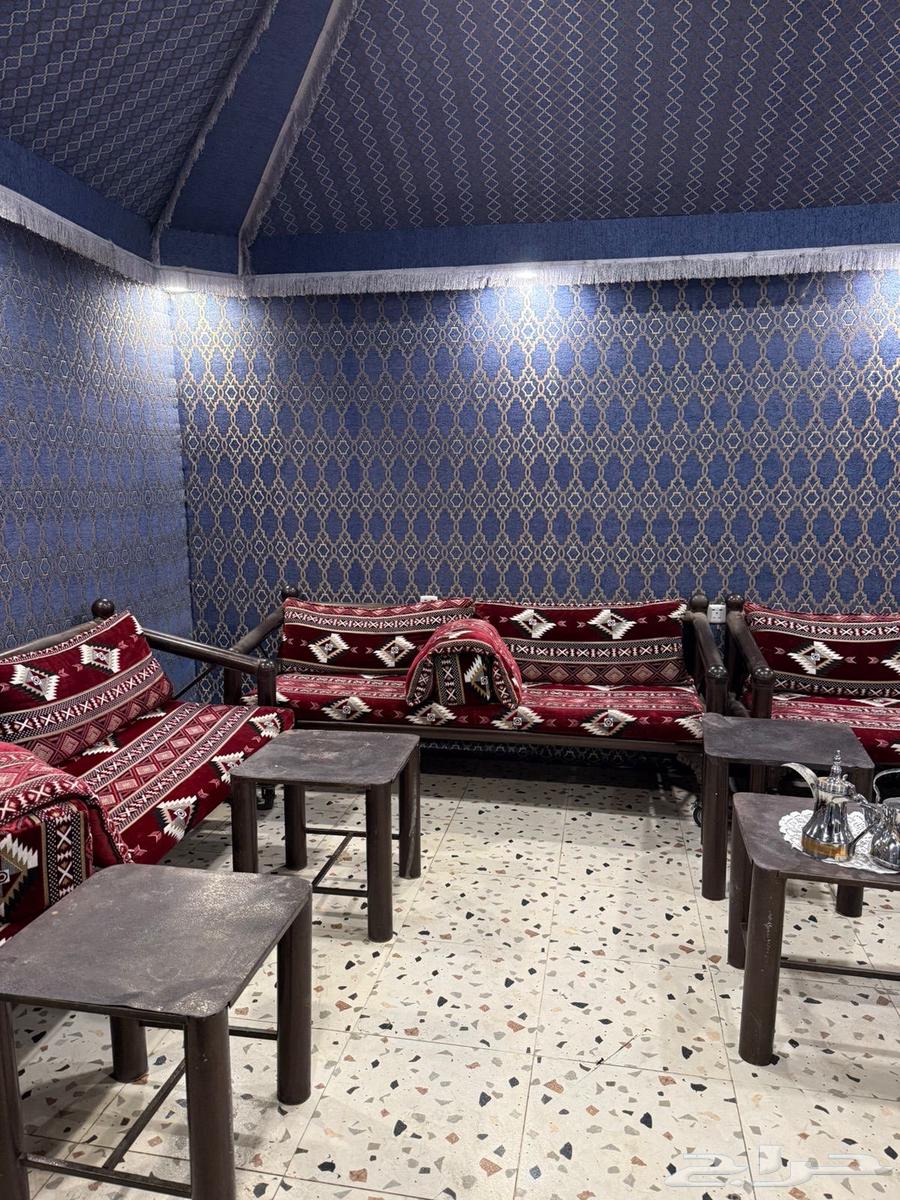 كراسي حوش استخدام نظيف جدا  مع الطاولات64352535023105113