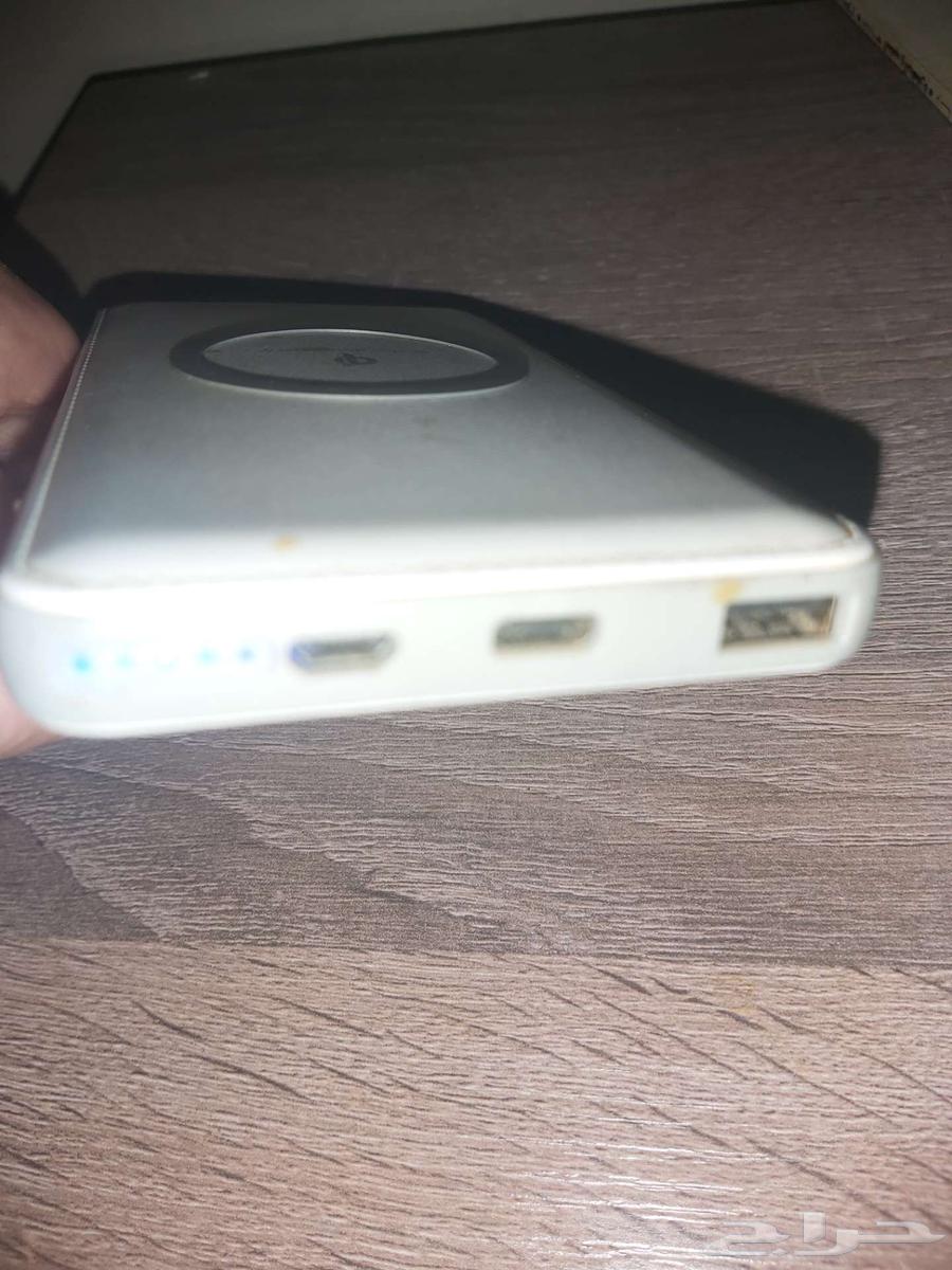 Wireless and Wired Portable Charger64353032146947113