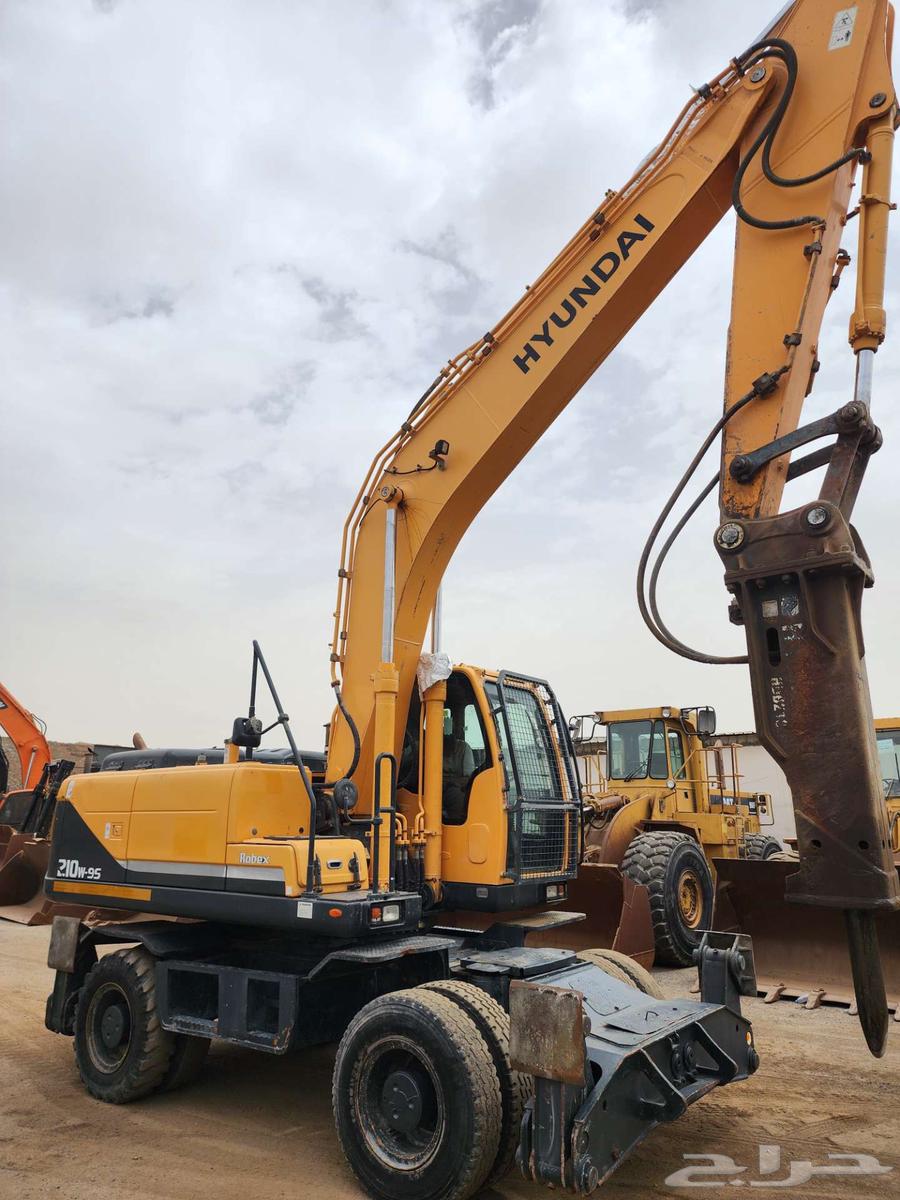 بوكلين هونداى كفرات 210 موديل 2015 معرض رواد المعدات64498242873089110