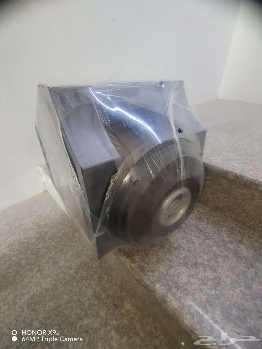 للبيع سماعات سوني ضخمة جدآ64371059994881110