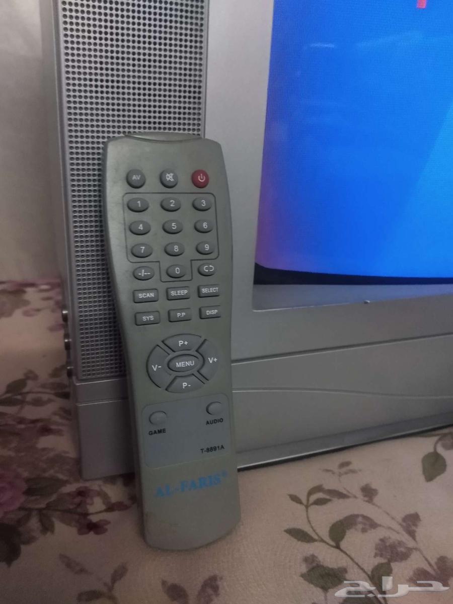 Knight TV with remote control works conditionally64358337821442111