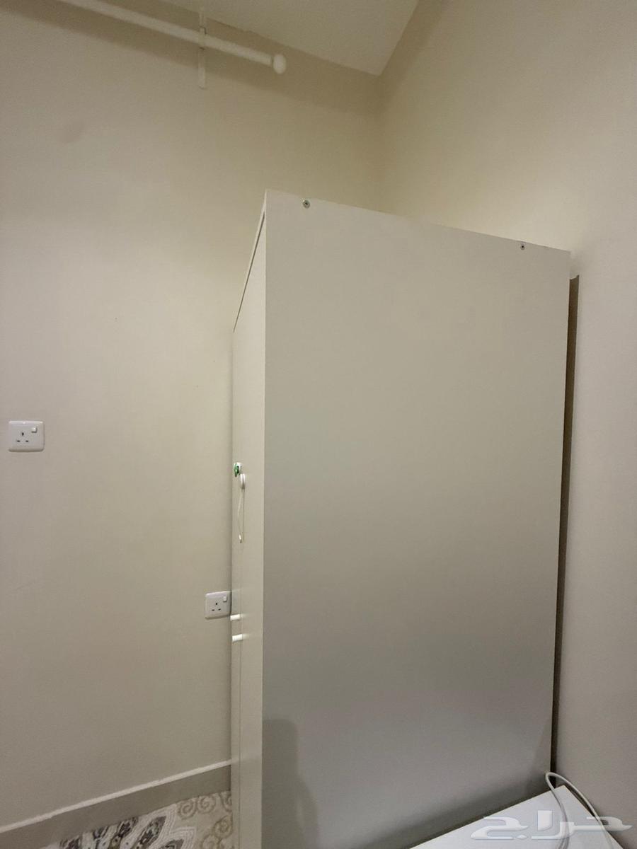 دولاب مستخدم ونظيف ب 299 ريال64381328481409111