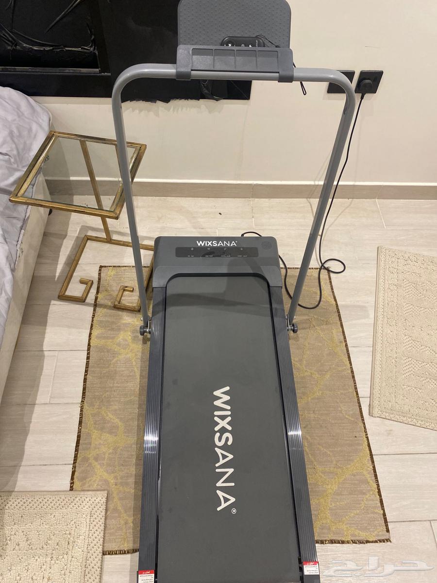 سير رياضي شبه جديد64360652778755110