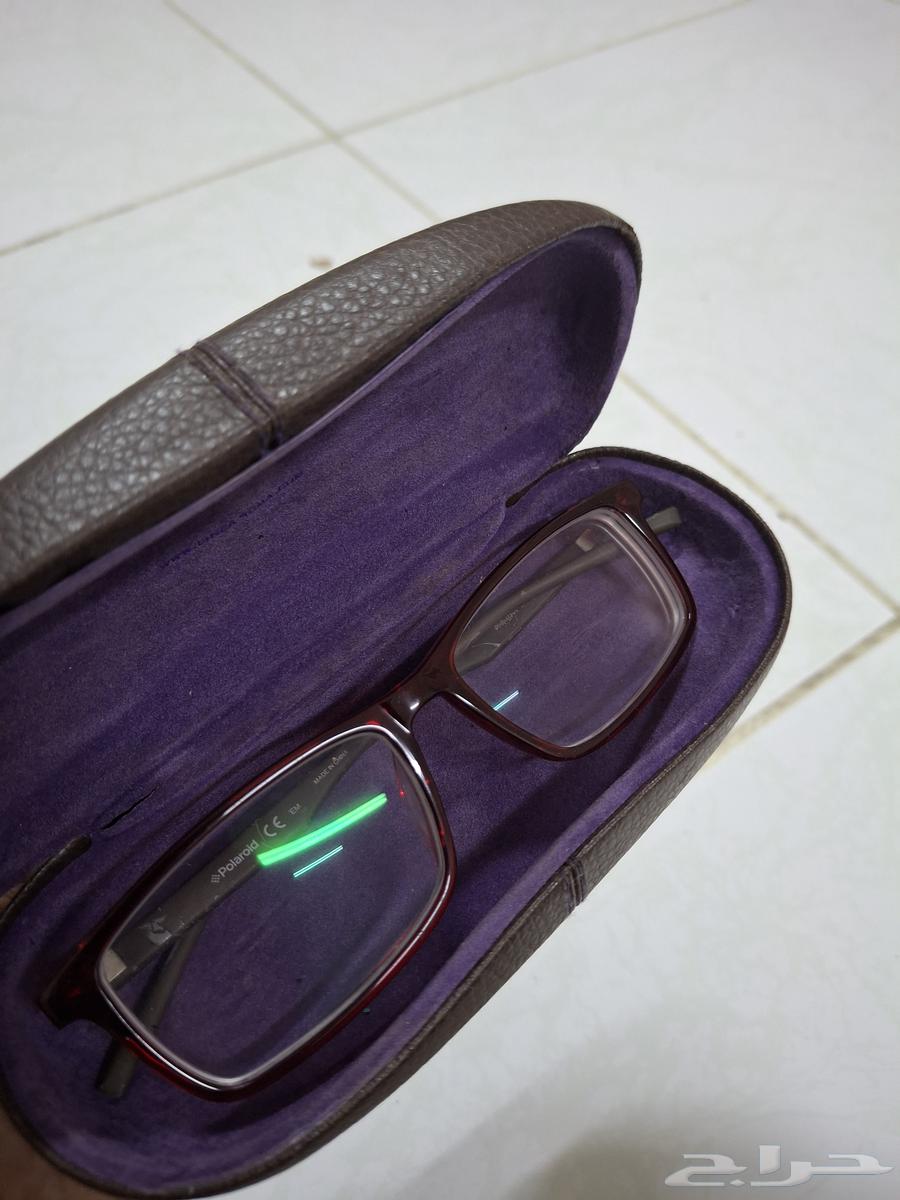 Eyeglass frame with lens64362348254723112