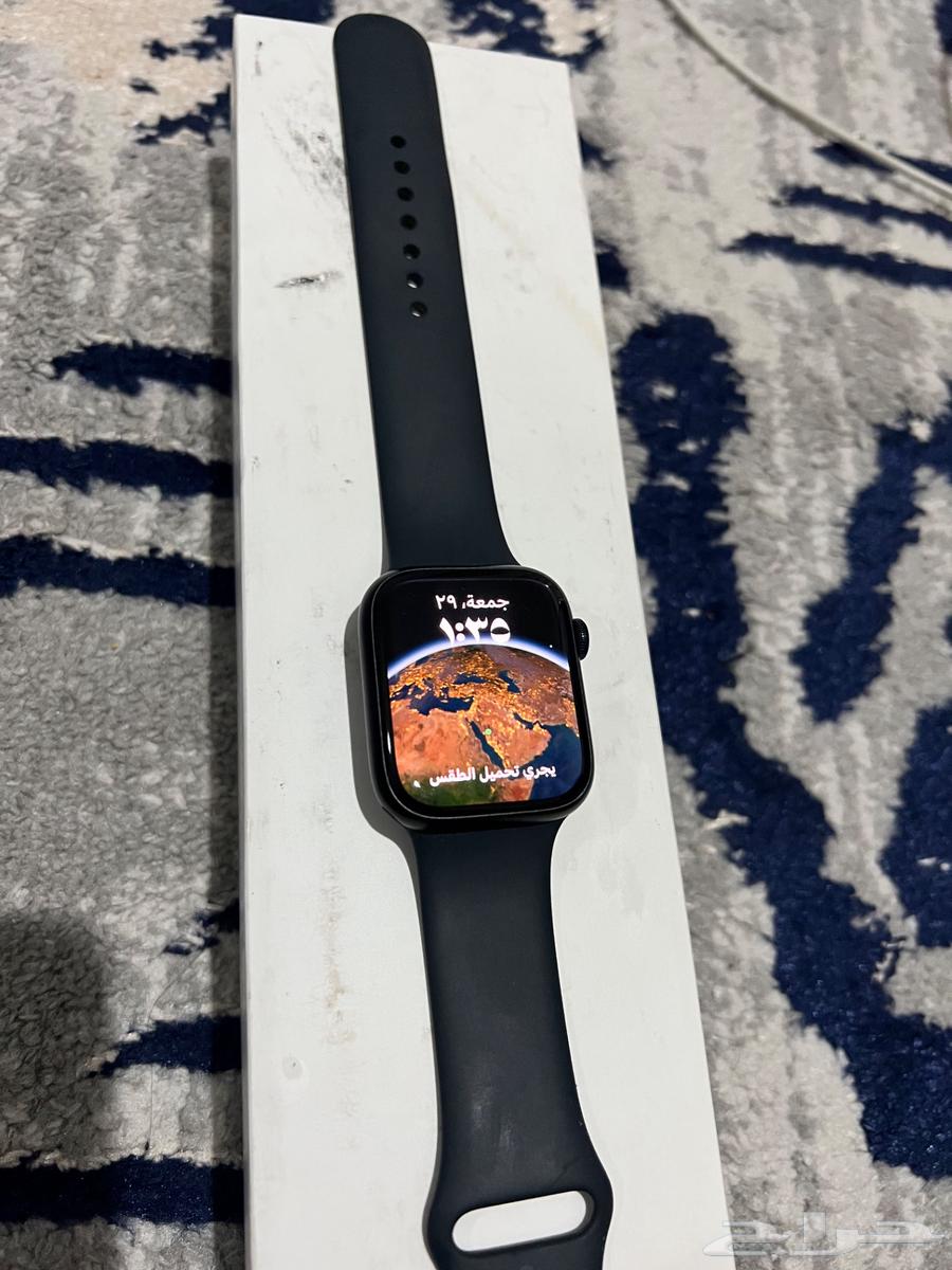 ساعة ابل استخدام خفيف ونظيفه جدا64363383259777113