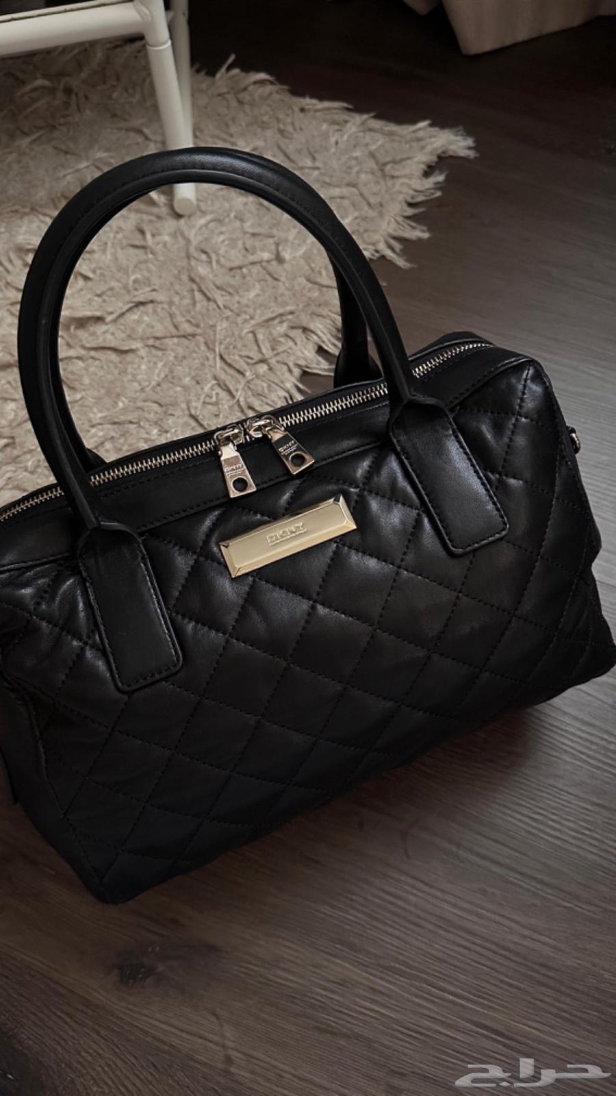 شنطه يدويه من دكني64351851641091113