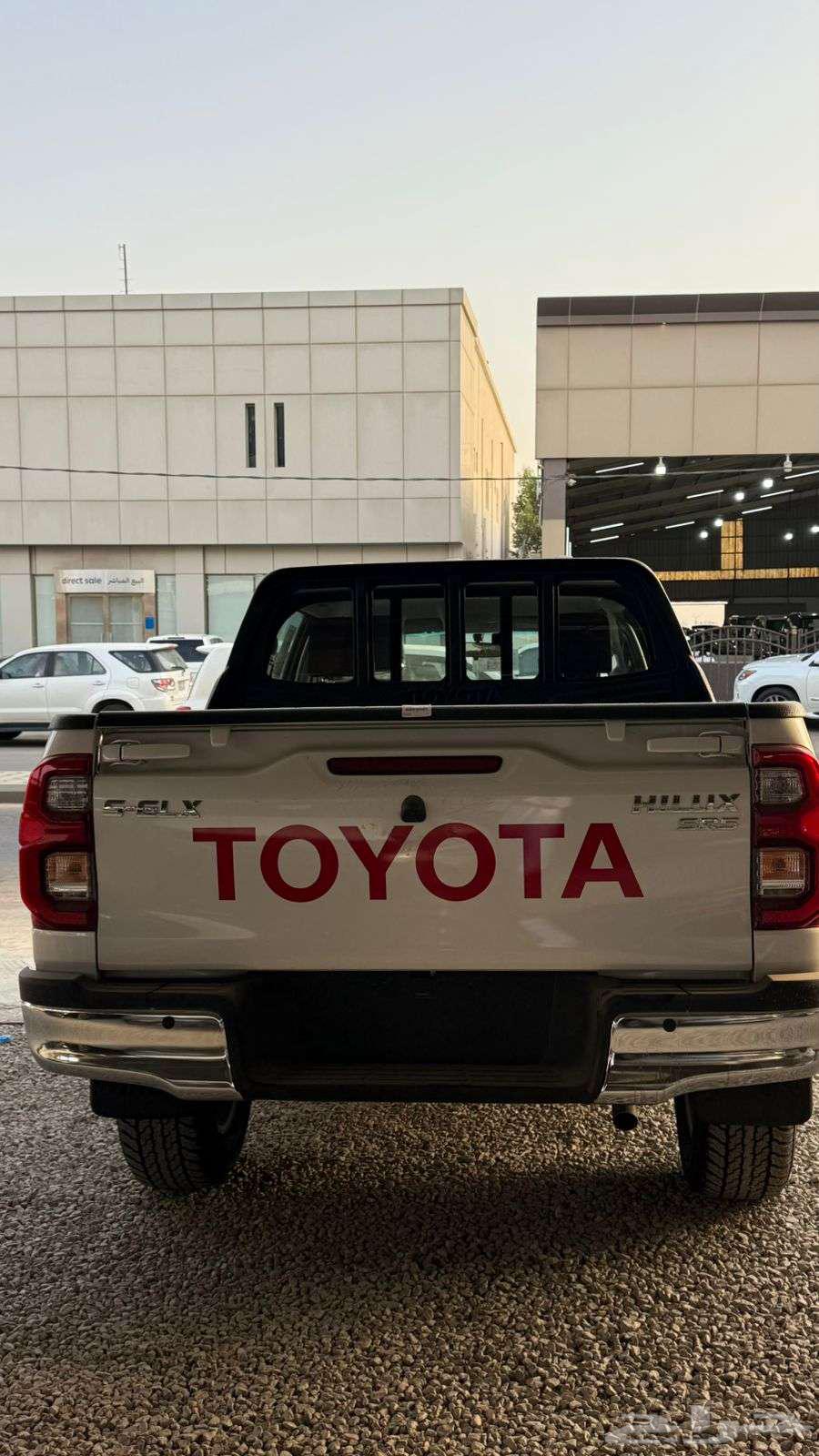 هايلكس غمارتين بنزين دبل SGLX سعودي 2025 ب 147500شامل64505370761474111