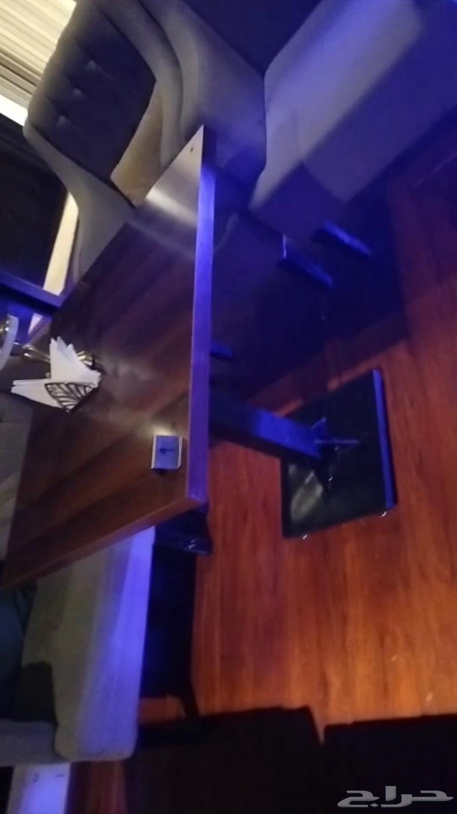 I have tables, chairs, air conditioner, and cabinet64358131501443110