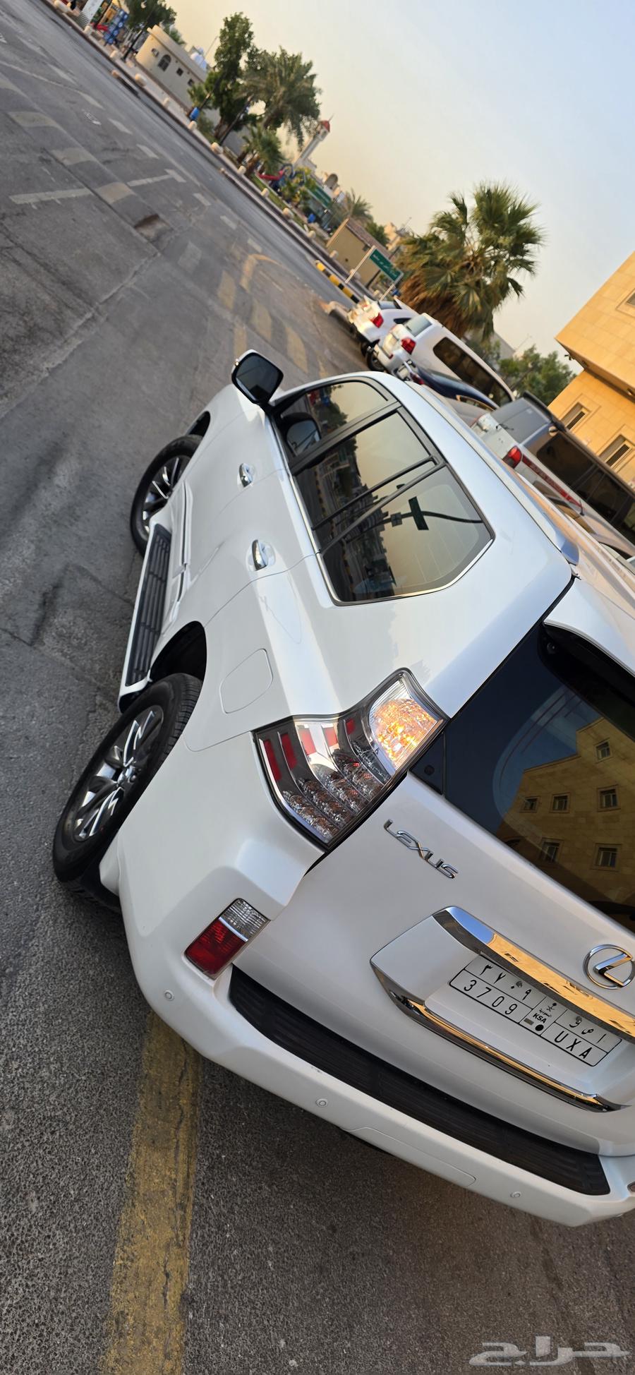 جيب لكزس GX460 201063655066366467114