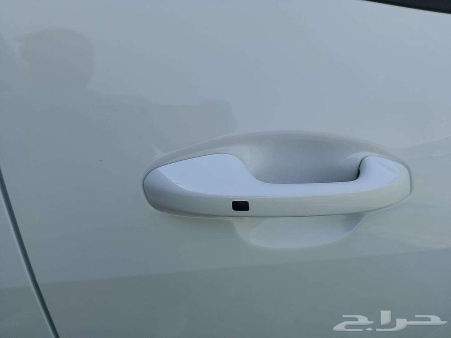 كيا كارينز GLS 2025 طاولة طعام شرائح زينون عرض اليوم الوطني64496186803330114