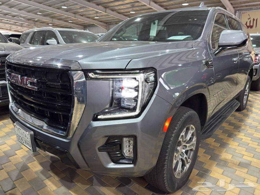 GMC Yukon 2021 odometer 19,000 standard without double64496433402113110