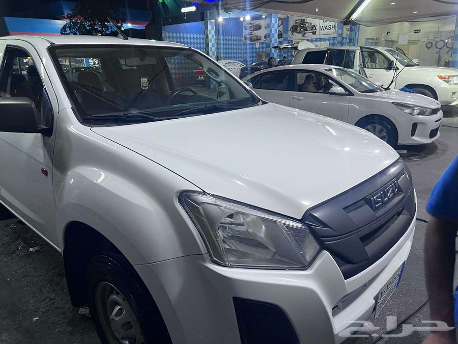 4X4 ISUZU PICK UP WITH DRIVER FOR RENT MODEL 202564497096211073114