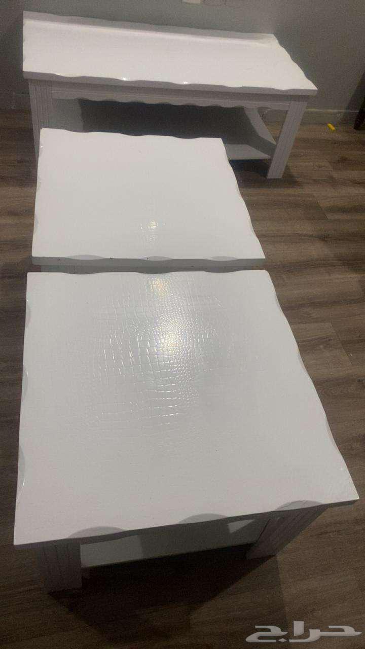 White color tables64372492811779111