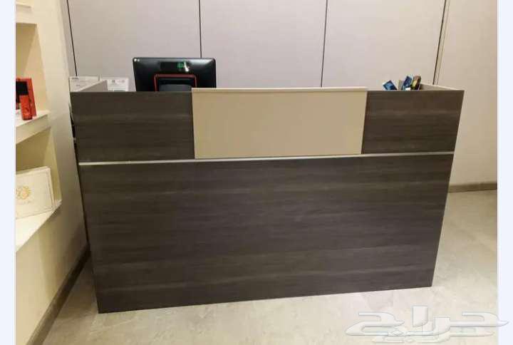 كونتر استقبال وملحق جانبي شبه جديد64380792348803110