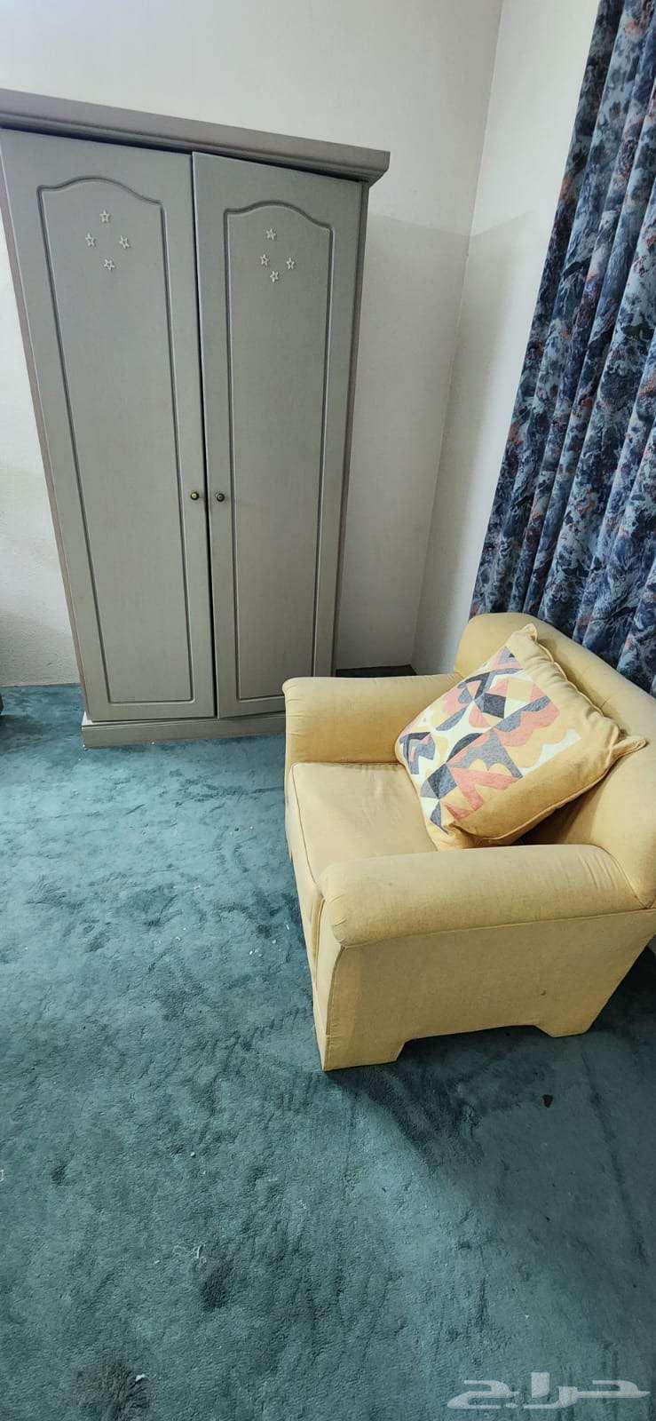 أثاث وأجهزة منزلية مستعملة - البيع كامل بي 800 ريال فقط64373625040643113