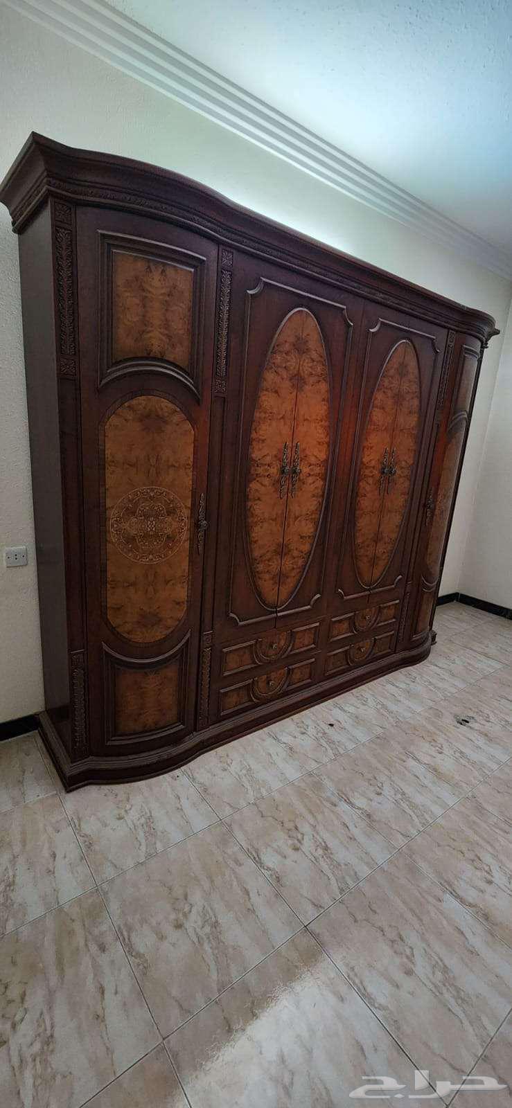 أثاث وأجهزة منزلية مستعملة - البيع كامل بي 800 ريال فقط64373625040643110