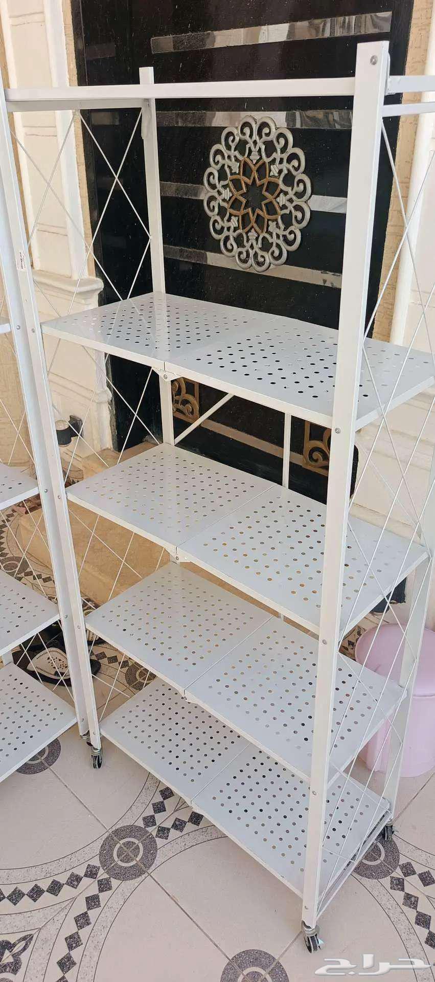 Al-Kharj multi-purpose storage shelves in excellent condition64371408951809111