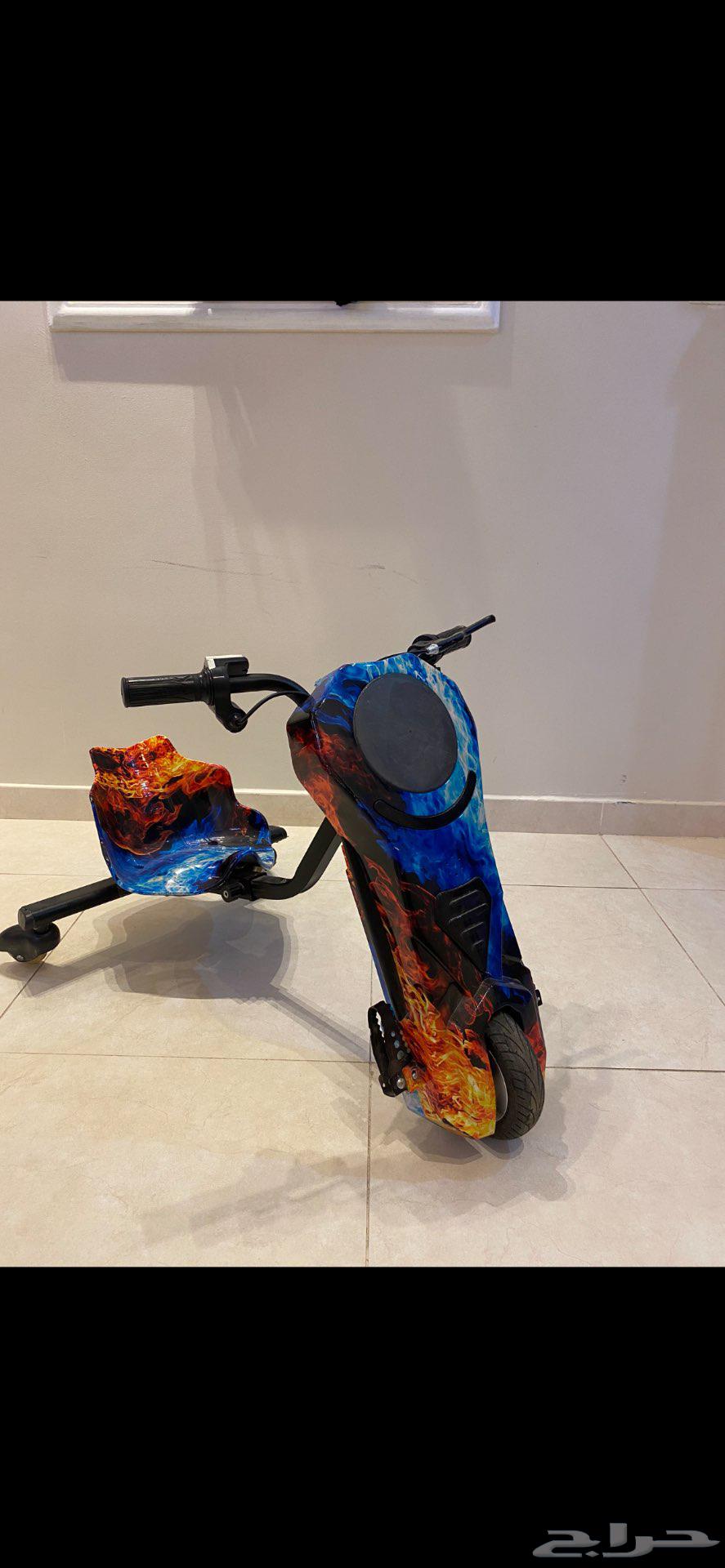 سكوتر مقاس كبير للبيع او البدل في سوني64369513538306110