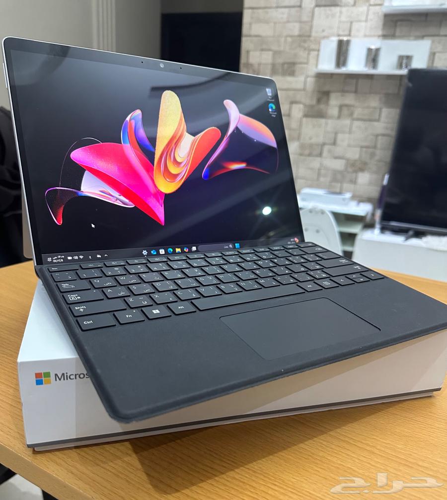 For sale Microsoft Surface Pro 8, like new64371133102595114