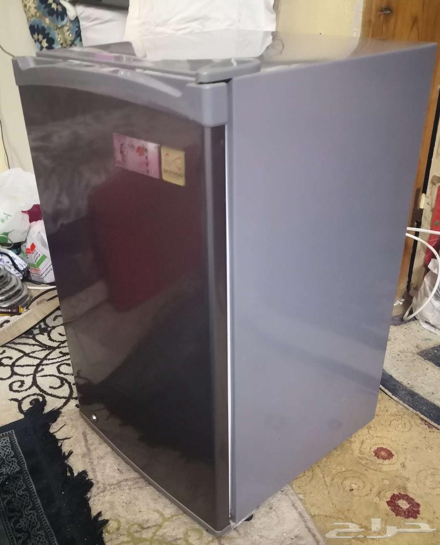 ثلاجة مكتب ستيل دايو كوري64364595818627110