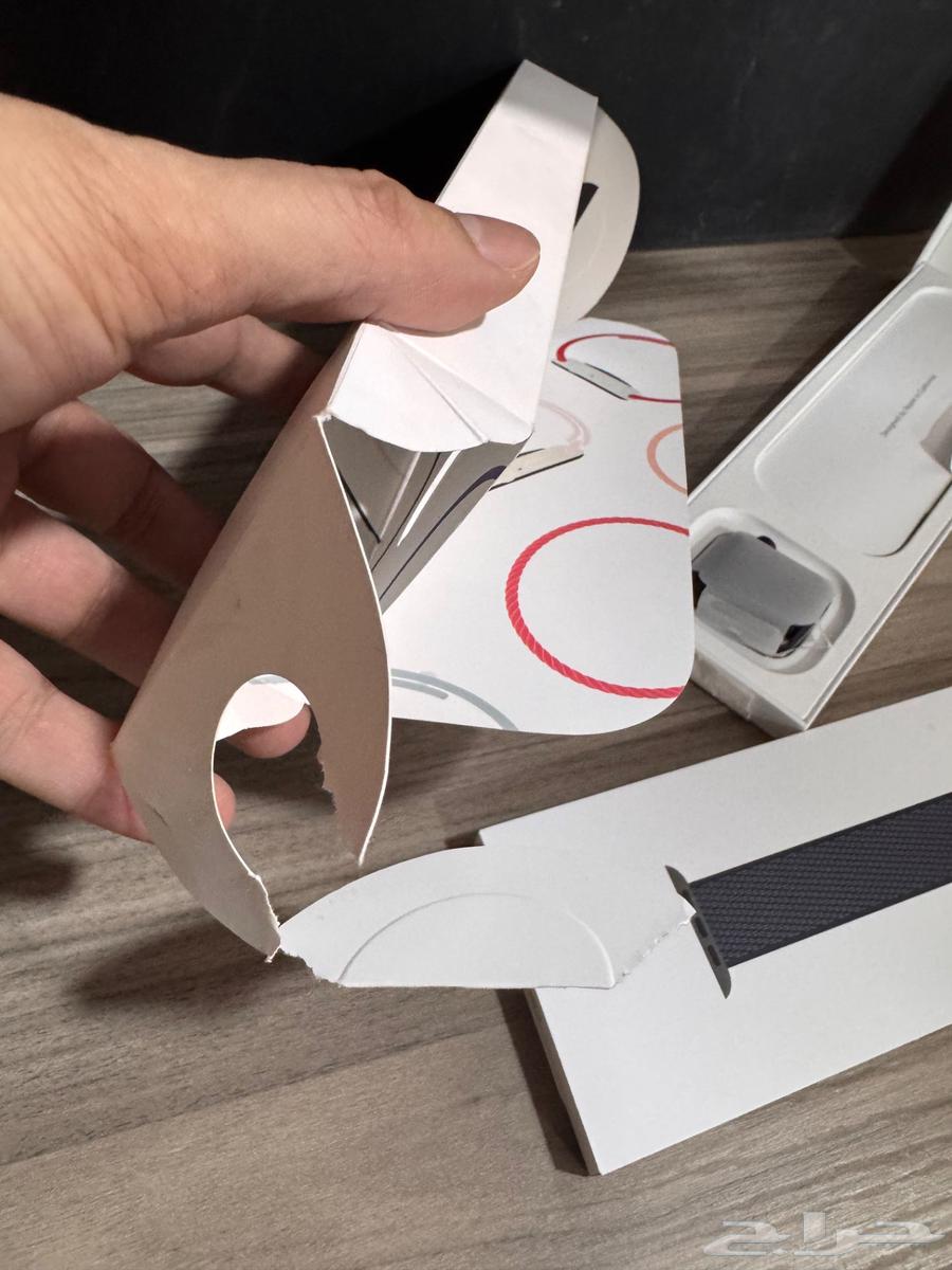 ساعة ابل SE Gen 2 40mm midnight للبيع غير مستخدمه64381191610753110