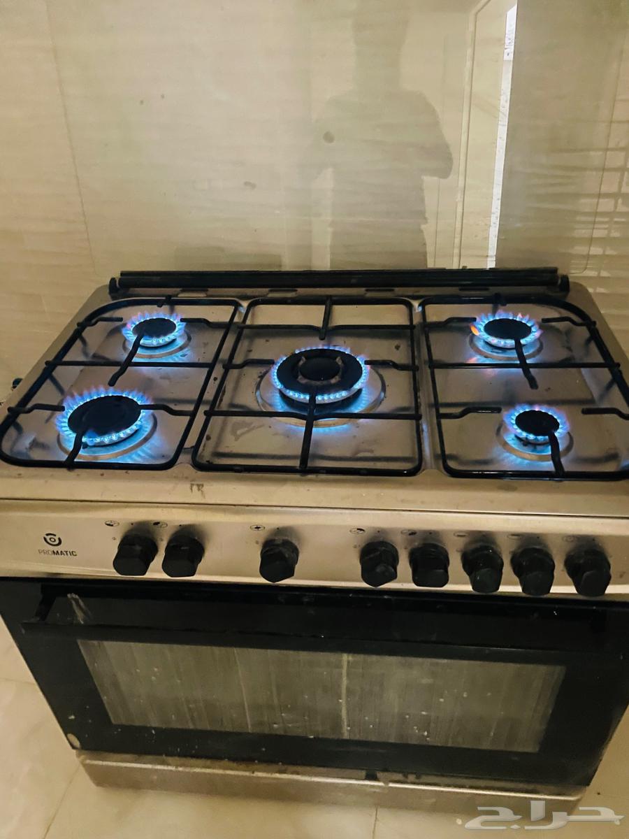 فرن غاز شبه جديد بالخبراء للبيع64367755574401112