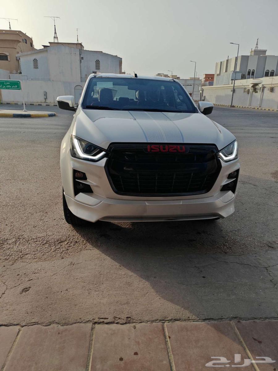 Isuzu D-Max GT64511773231361113