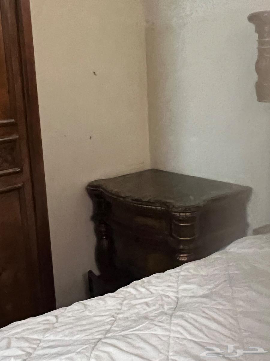 غرفة نوم للبيع فخمة مستعمله خشبها قوي64370424651266112