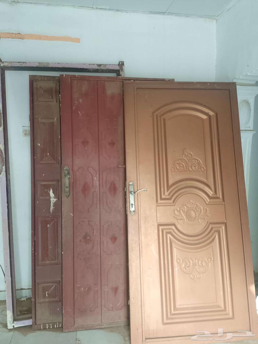 ثلاث ابواب حديد للبيع نظيفه64370871357826110
