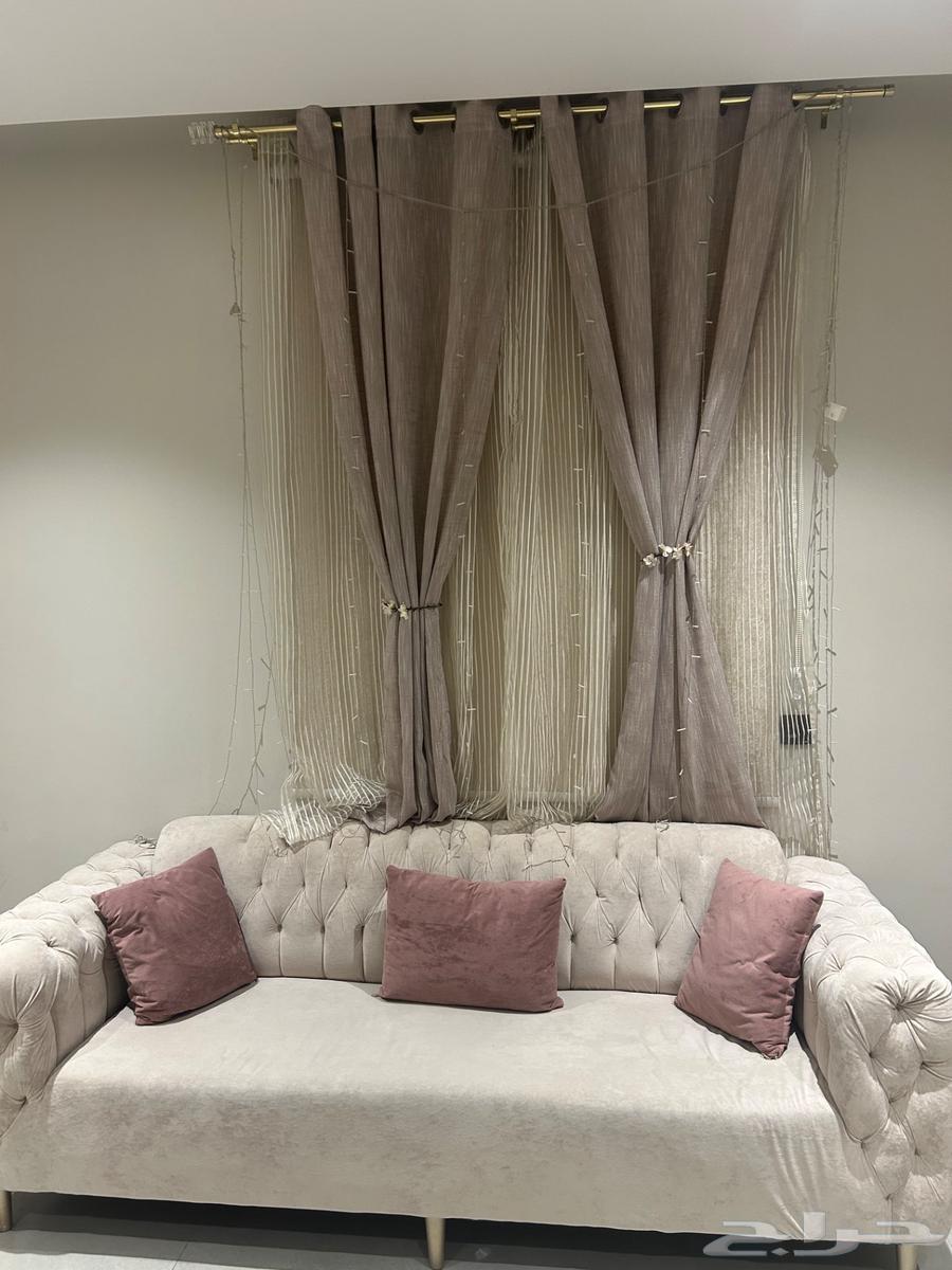 For sale, a very clean sofa set with curtains64374539651843111