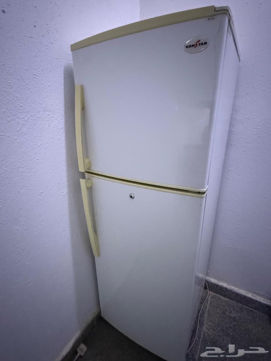 ثلاجة مستعملة للبيع64374920046337110