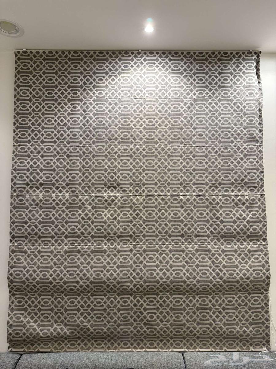 Elegant floor seating set for sale ..64375008359681110