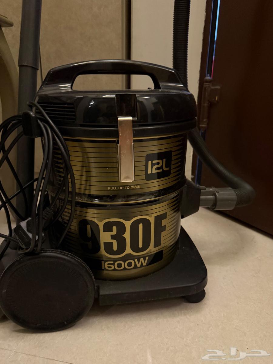 مكنسة هيتاشي 1600 واط64380492363521112