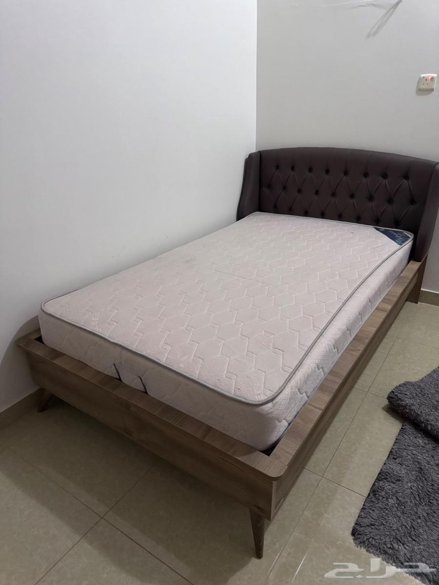 سرير للبيع64376705459075112