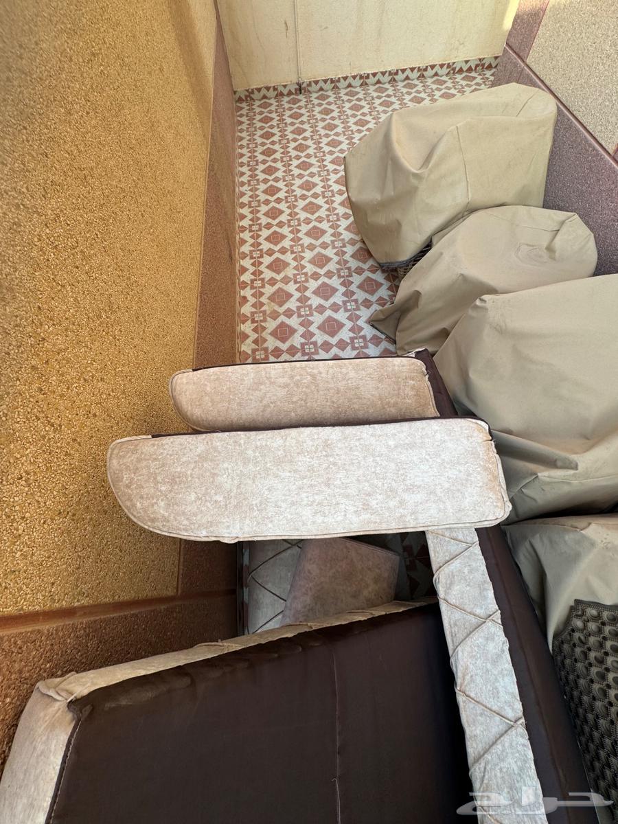 4 مساند ظهر وزاويه وحده ومركا وحده64364684273793114