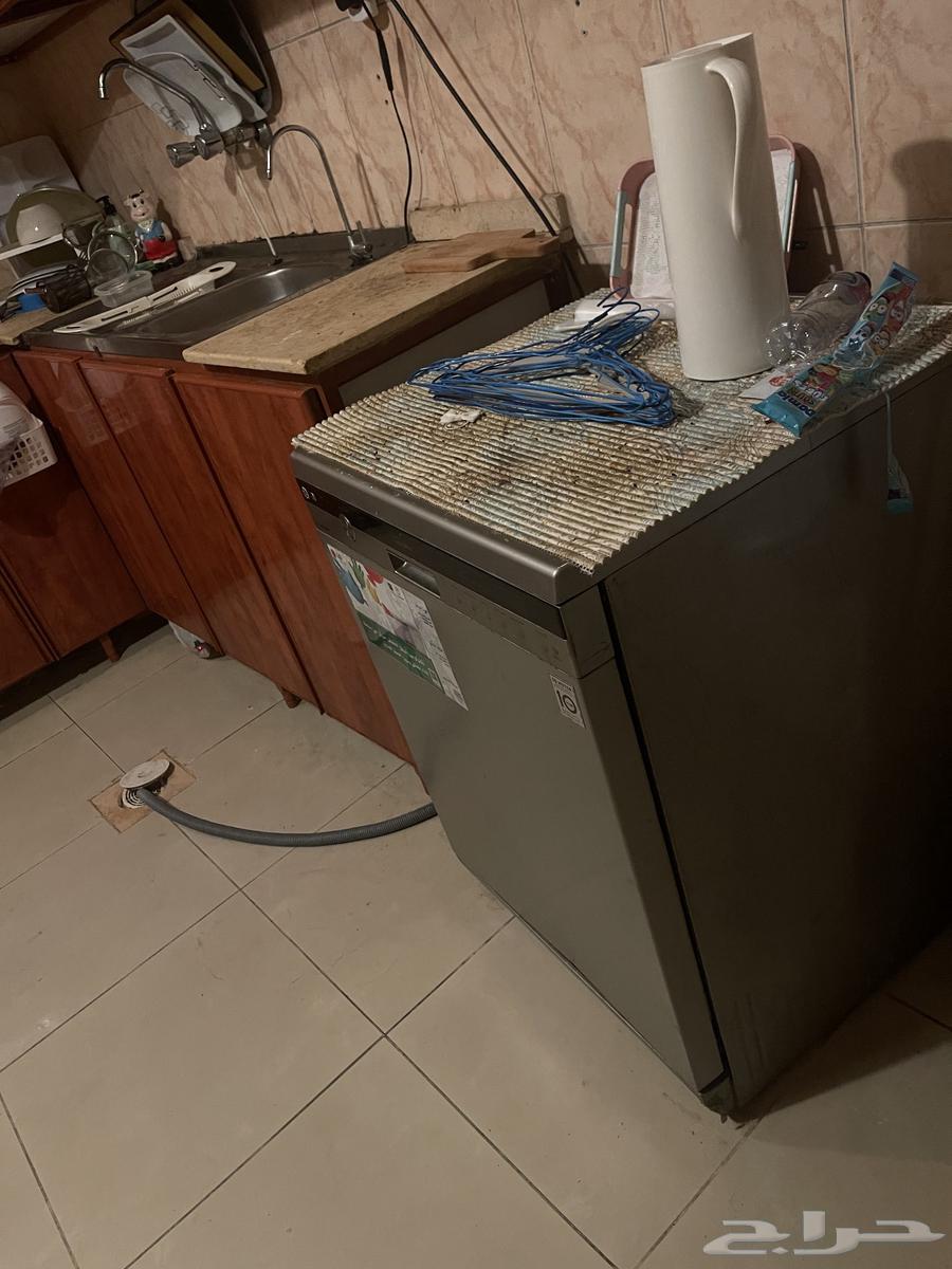 اثاث للبيع بدواعي النقل لمدينة ثانية64365114597889110