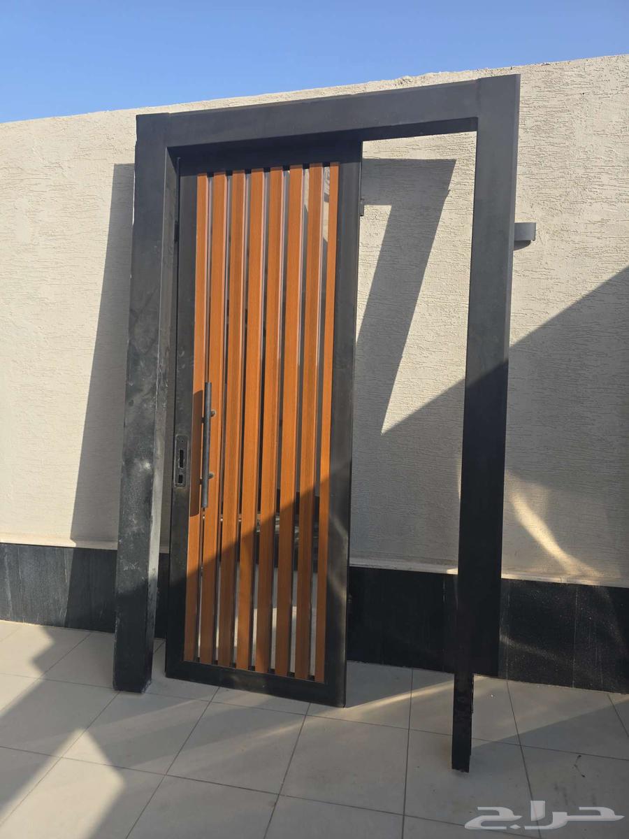 ابواب المنيوم للبيع شبه جديد64377049009155111