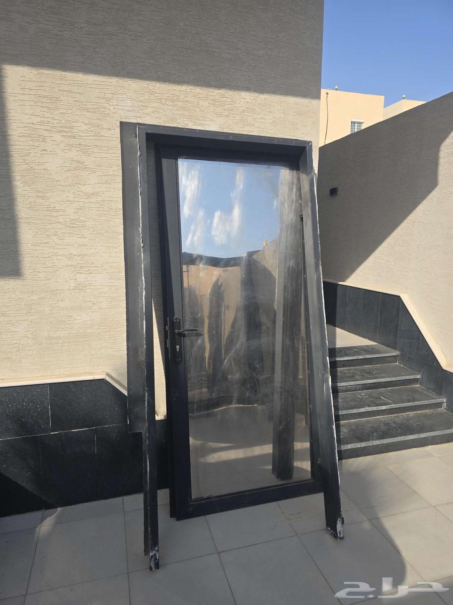 ابواب المنيوم للبيع شبه جديد64377049009155110